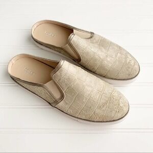 Botkier Women’s 9 Ivory Croc Embossed Slip On Sneakers
